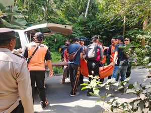 Bule Italia Tewas Terjatuh 25 Meter di Wisata Air Terjun Tabanan