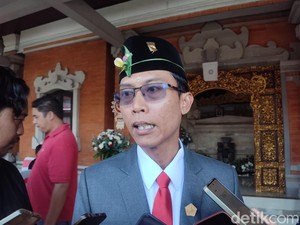 Dilantik Jadi Anggota DPRD Tabanan, Dedy Pratama Singgung Masalah Lansia