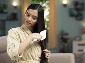 7 Cara Mempercepat Pertumbuhan Rambut yang Mudah Dilakukan di Rumah