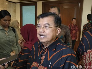 Bukan Running Text, JK Usul TV Tayangkan Azan dan Misa Paus Bersamaan