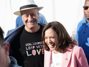 Suami Wapres AS Kamala Harris Akui Pernah Selingkuh dengan Pengasuh Anak