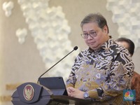 Bantah Daya Beli Warga RI Anjlok, Begini Penjelasan Menko Airlangga