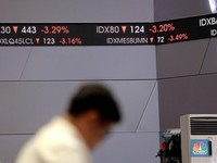 Saham Jatuh, Asing Banyak Lepas Emiten Salim (AMMN)