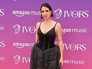 Rumor Tom Cruise Punya Pacar Baru 35 Tahun Lebih Muda, Ada Andil Chris Martin