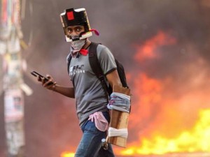 Demo Maut Akhiri 15 Tahun Kekuasaan PM Bangladesh Sheikh Hasina