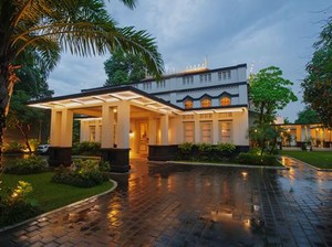 De Soematra, Restoran Fine Dining Mewah di Surabaya