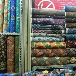 Pedagang Pasar Tanah Abang Buka-bukaan Alasan Tak Jual Barang Impor