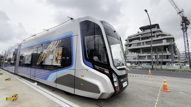 Kementerian Perhubungan menyatakan bahwa sarana Trem Otonom (Autonomous Rail Transit - ART) telah siap diuji Coba di Ibu Kota Nusantara (IKN). Kementerian Perhubungan menyatakan bahwa sarana Trem Otonom (Autonomous Rail Transit - ART) telah siap diuji Coba di Ibu Kota Nusantara (IKN). (Dok. Kemenhub)