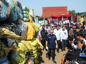 Sudah Ada Satgas tapi Barang Impor Ilegal Tak Kunjung Surut Masuk RI