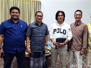 Selangkah Lagi Duet Hasim Adnan dan Charly van Houten di Pilkada Sukabumi