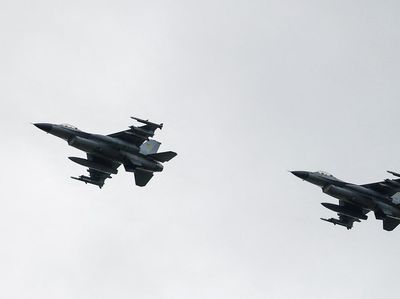 PD 3 Sejengkal, NATO Sinyal Mau Tembak Jatuh Jet Tempur Rusia