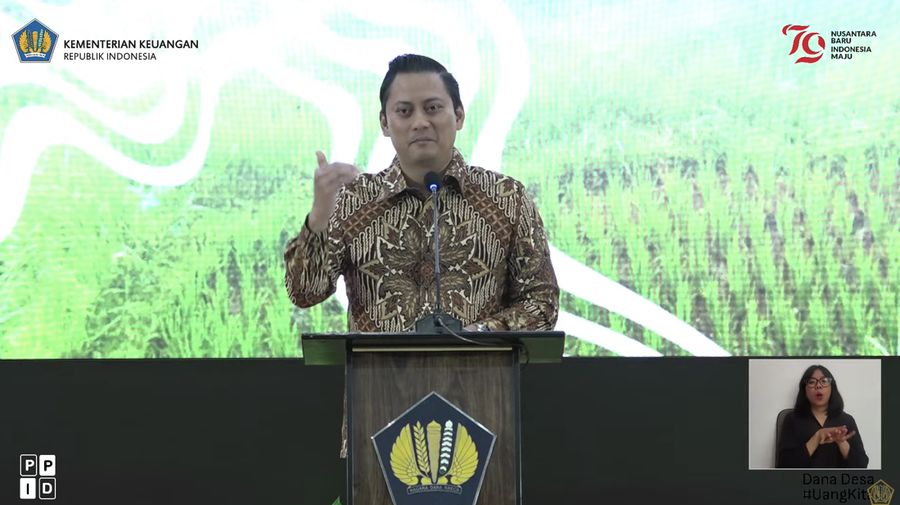 Wakil Menteri Keuangan II Thomas Aquinas Muliatna Djiwandono saat memberikan sambutan dalam Seminar KIPP Kementerian Keuangan 2024 : Transparansi Dana Desa & Pengentasan Kemiskinan. (Tangkapan Layar Youtube Kementerian Keuangan)