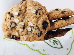 Resep Kue Oatmeal dan Kismis Renyah, Camilan Sehat yang Lezat