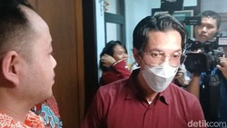 Edward Akbar Diduga KDRT Kimberly Ryder, Pengacara Pertanyakan Bukti