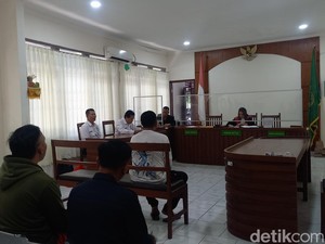 Hukuman Penjara untuk Penjual Sate-Rawon Anjing di Buleleng