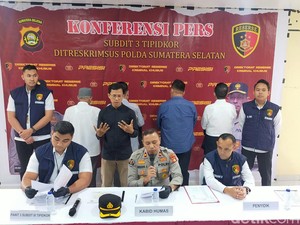 Polda Sumsel Serahkan Berkas 4 Tersangka Korupsi Pembangunan Jargas ke JPU