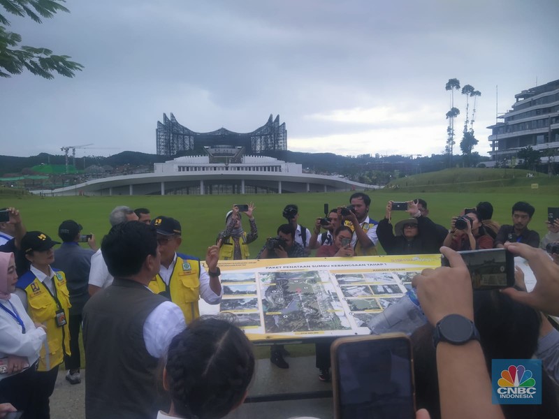 Suasana pembangunan di Kawasan Inti Pusat Pemerintahan (KIPP) Ibu Kota Nusantara (IKN), Kabupaten Penajam Paser Utara, Kalimantan Timur, Rabu (7/8/2024). (CNBC Indonesia/Suhendra) Suasana pembangunan di Kawasan Inti Pusat Pemerintahan (KIPP) Ibu Kota Nusantara (IKN), Kabupaten Penajam Paser Utara, Kalimantan Timur, Rabu (7/8/2024). (CNBC Indonesia/Suhendra)