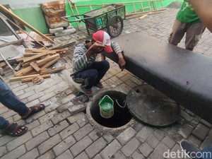 Heboh Air Sumur di Sidoarjo Panas dan Berasap