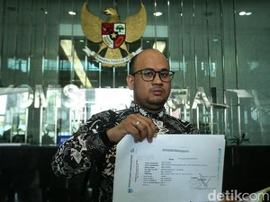 Pengacara Dini Siap Pidanakan 3 Hakim yang Bebaskan Ronald Tannur