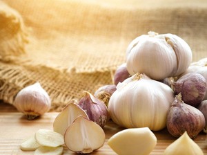 Harga Sembako Jogja Hari Ini 3 Oktober 2024: Bawang Putih Turun Tipis