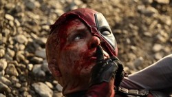 DC-Marvel Akur, Batman Kolab sama Deadpool