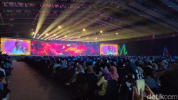 Maliq & Dessentials Meriahkan Malam Penutupan Day 1 Festival LIKE 2