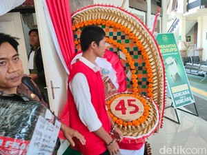 Pelatih Selancar Terancam 20 Tahun Bui gegara Beli Ganja 1,4 Kg