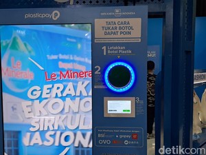 Sampah Botol Jadi Poin dan Fashion di Festival LIKE 2