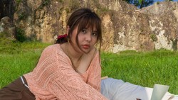 Caecillia Rilis Single Debut Written Words yang Bikin Baper