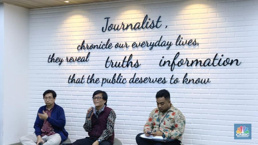 Dirjen Aptika Kementerian Kominfo Hokky Situngkir. (CNBC Indonesia/Novina)