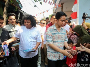 Blusukan Bareng Gibran di Tangsel, Marshel Soroti Masalah PKH
