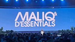 Lihat Lagi Keseruan Maliq & Dessentials Bikin Heboh Festival LIKE 2 Hari Pertama