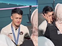 Rizki Juniansyah Langsung Peluk Ibu Usai Raih Medali Emas Olimpiade