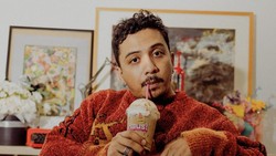 Lirik dan Chord Lagu Gala Bunga Matahari-Sal Priadi
