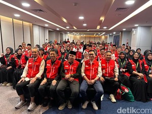 Transmart Berangkatkan 100 Pemenang Paket Umrah-Liburan ke Turki
