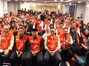 Transmart Berangkatkan 100 Orang Umrah - Liburan ke Turki