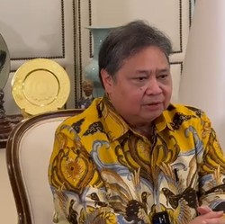 Airlangga Mundur dari Ketum: Wariskan Keharuman Golkar di Pemilu 2024