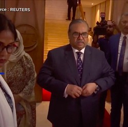 Ketua MA & Gubernur Bank Sentral Bangladesh Mundur Usai Didemo
