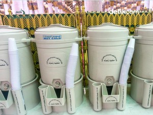 5 Keutamaan Air Zam-zam, Air Terbaik di Bumi