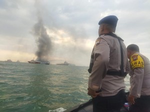 KM Kirana 1 Terbakar di Laut Semarang, Polisi Pastikan Tak Ada Korban Jiwa