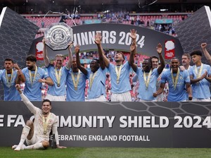 Manchester City Bikin MU Terluka