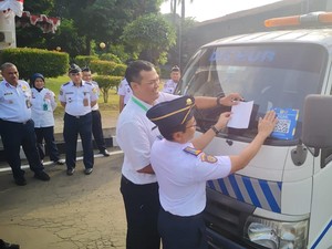 Warga Cileungsi Bogor Bisa Adukan Masalah Lampu Jalan via Scan Barcode