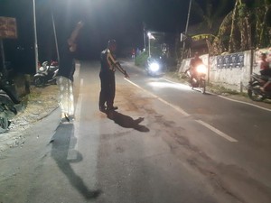 Bapak dan Anak di Malang Tewas Usai Motor yang Dikendarai Tabrak Truk