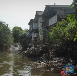Target Pertumbuhan Ekonomi 8% Dibayangi Angka Kemiskinan