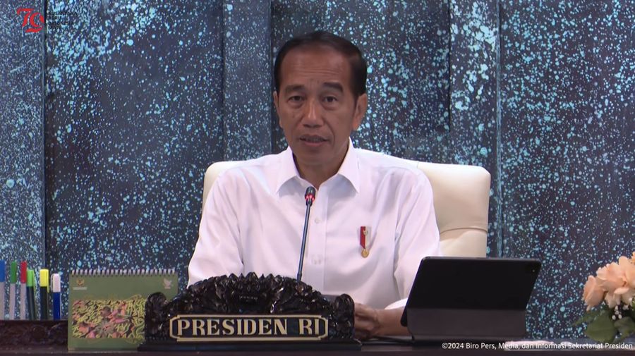 Presiden Joko Widodo saat pada Rapat Sidang Kabinet Perdana di IKN, Senin (12/8/2024). (Tangkapan Layar Youtube Sekretariat Presiden)