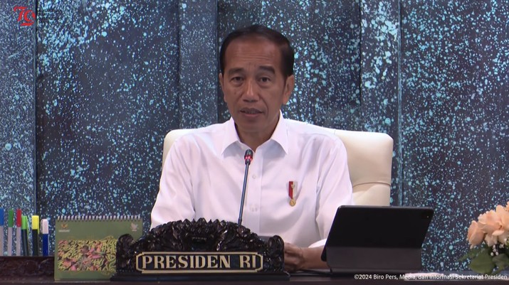 Presiden Joko Widodo saat pada Rapat Sidang Kabinet Perdana di IKN, Senin (12/8/2024). (Tangkapan Layar Youtube Sekretariat Presiden)