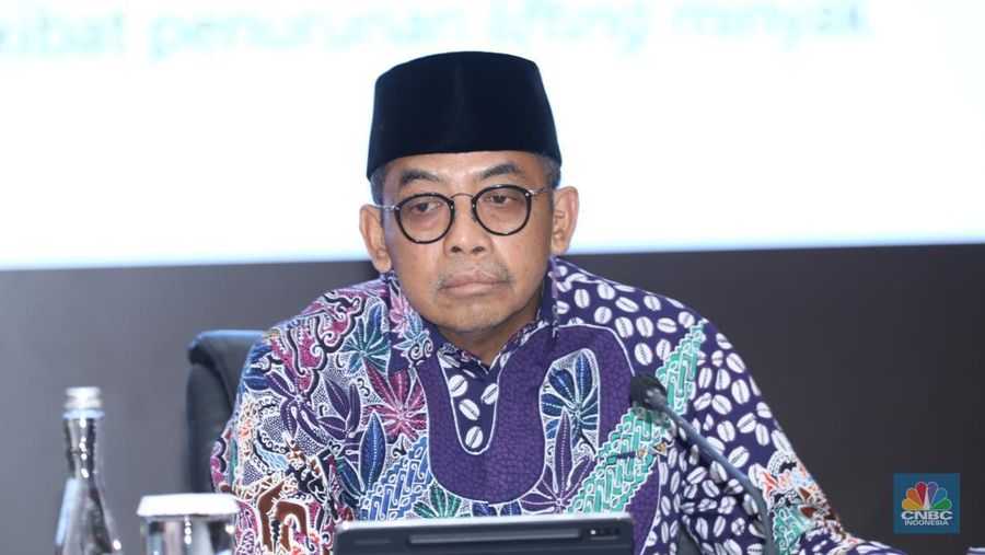 Direktur Jenderal Pajak Kementerian Keuangan, Suryo Utomo dalam Konferensi Pers APBN KITA di kantor Kementerian Keuangan, Jakarta, Selasa (13/8/2024). (CNBC Indonesia/Tri Susilo)