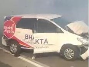 Asap Kebakaran Picu Kecelakaan Beruntun di Tol Sumo
