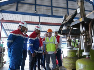Pastikan Kehandalan Sarfas, Komut Pertamina Patra Niaga Tinjau Lapangan