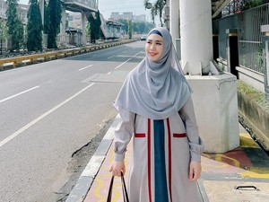 Oki Setiana Dewi Jelaskan Alasan Belum Pindah ke Mesir